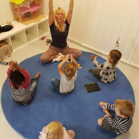 yoga i barnehagen